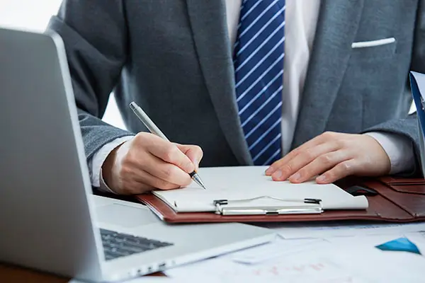 鲳鱼和武昌鱼哪个好吃